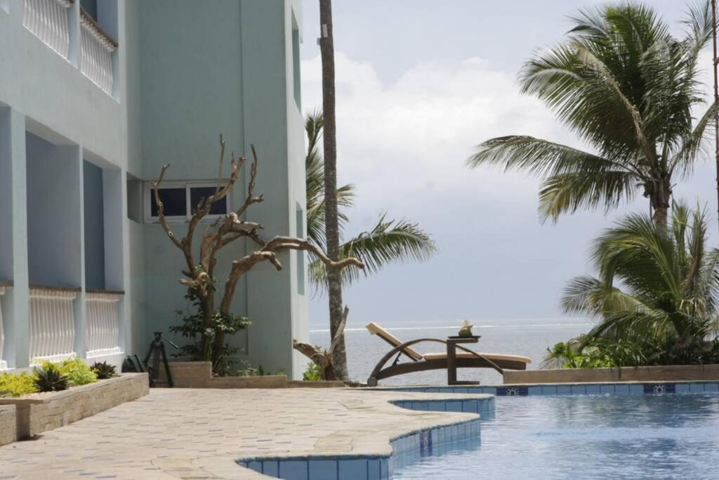 Апартаменти Cowrie Beach Haven Studio Момбаса Екстер'єр фото